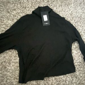 Black turtleneck 1x